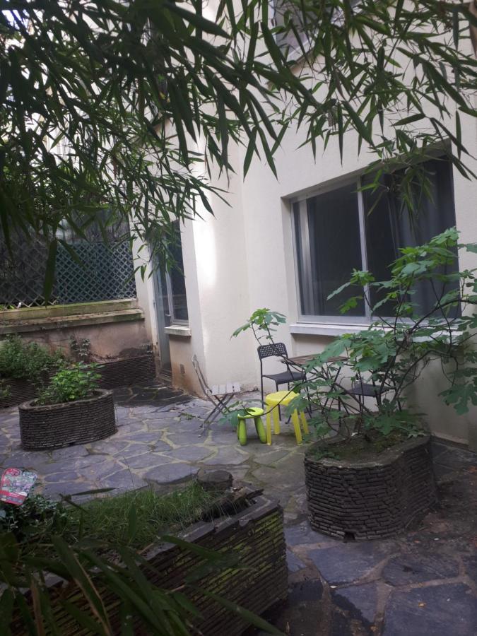 パリSudio With Private Garden&2 Beds On La Muetteアパートメント エクステリア 写真